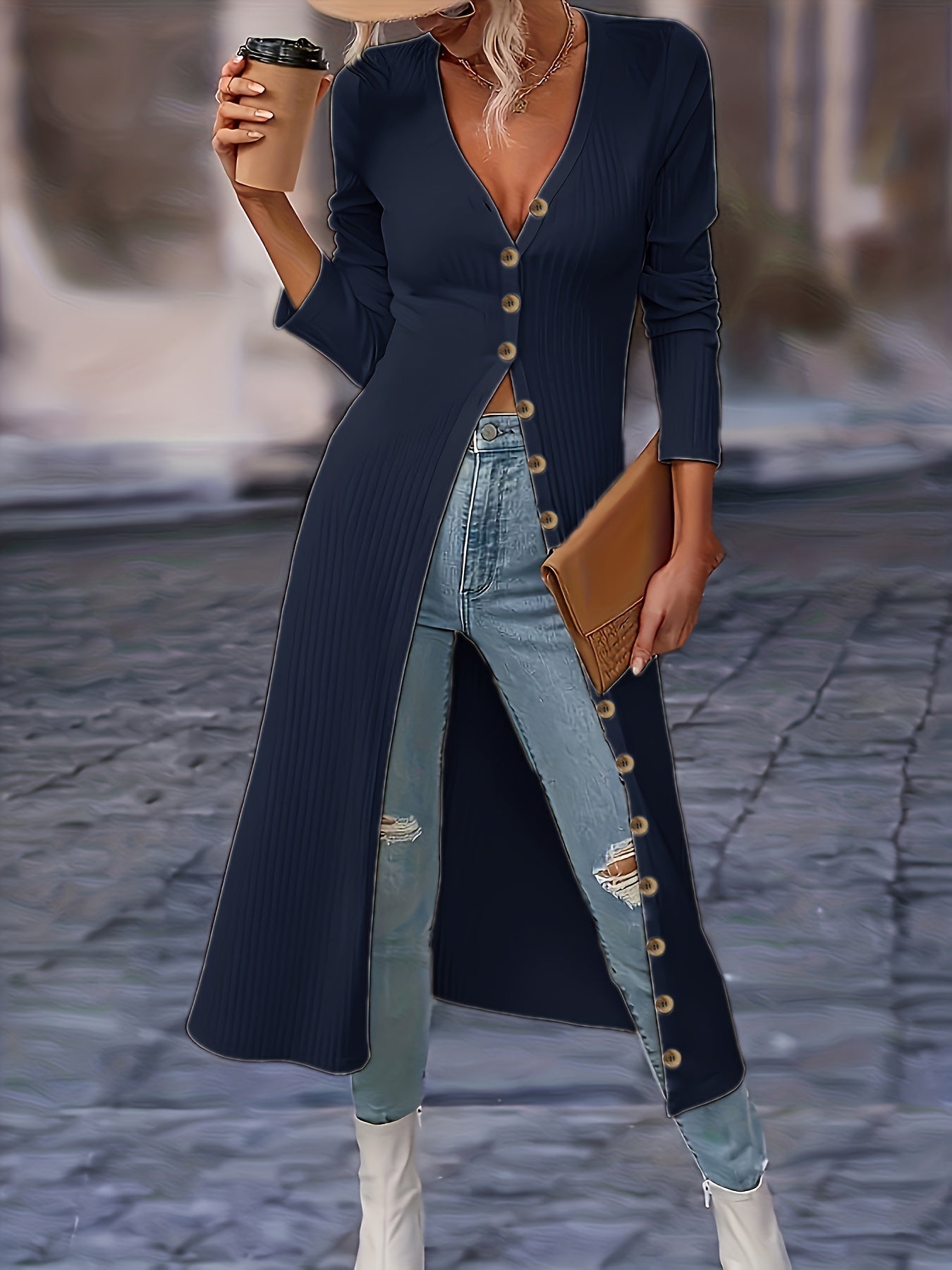 Mila – lange dames cardigan vest met knopen en V-hals