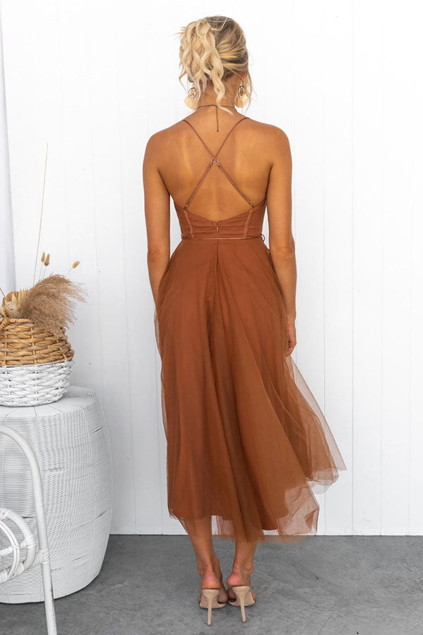 Elise – Zachtblauwe chiffon maxi-jurk met tulelaag en ronde hals