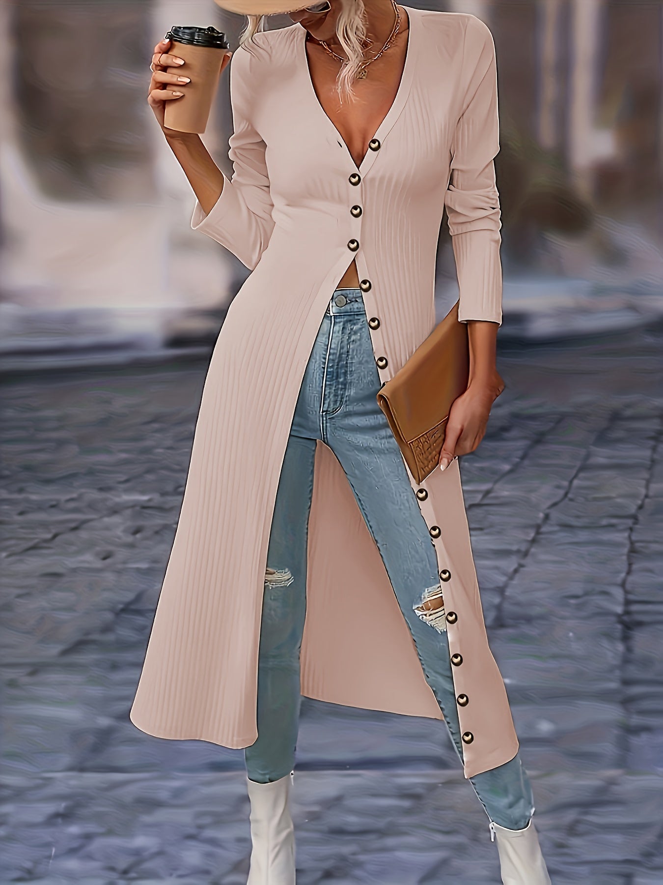 Mila – lange dames cardigan vest met knopen en V-hals