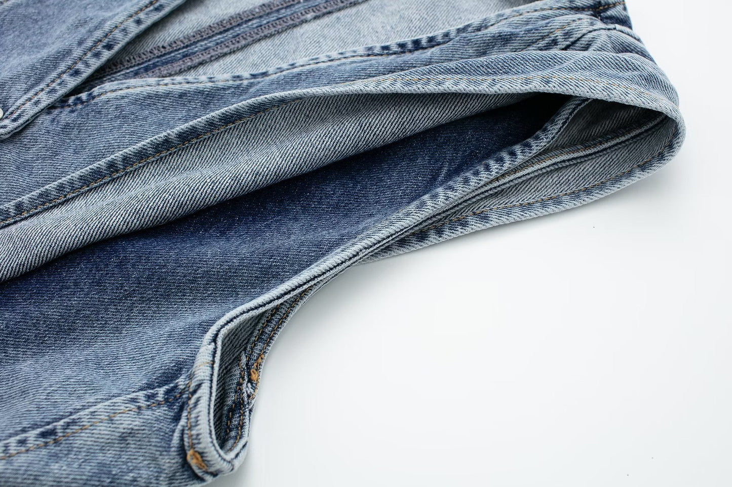 Chiara - Lichtblauw Cropped Denim vest