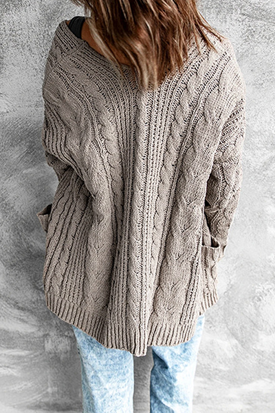 Eva – lang gebreid cardigan-vest met kabelstructuur