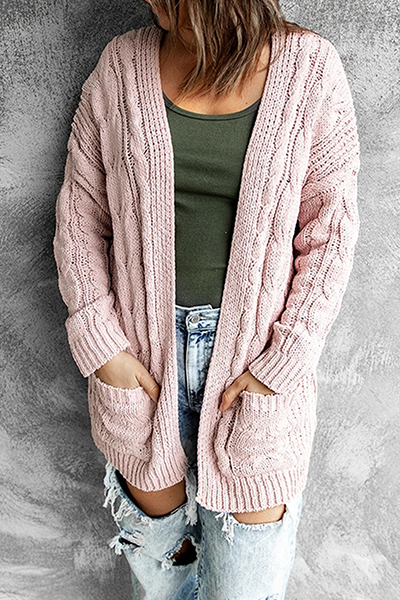 Eva – lang gebreid cardigan-vest met kabelstructuur