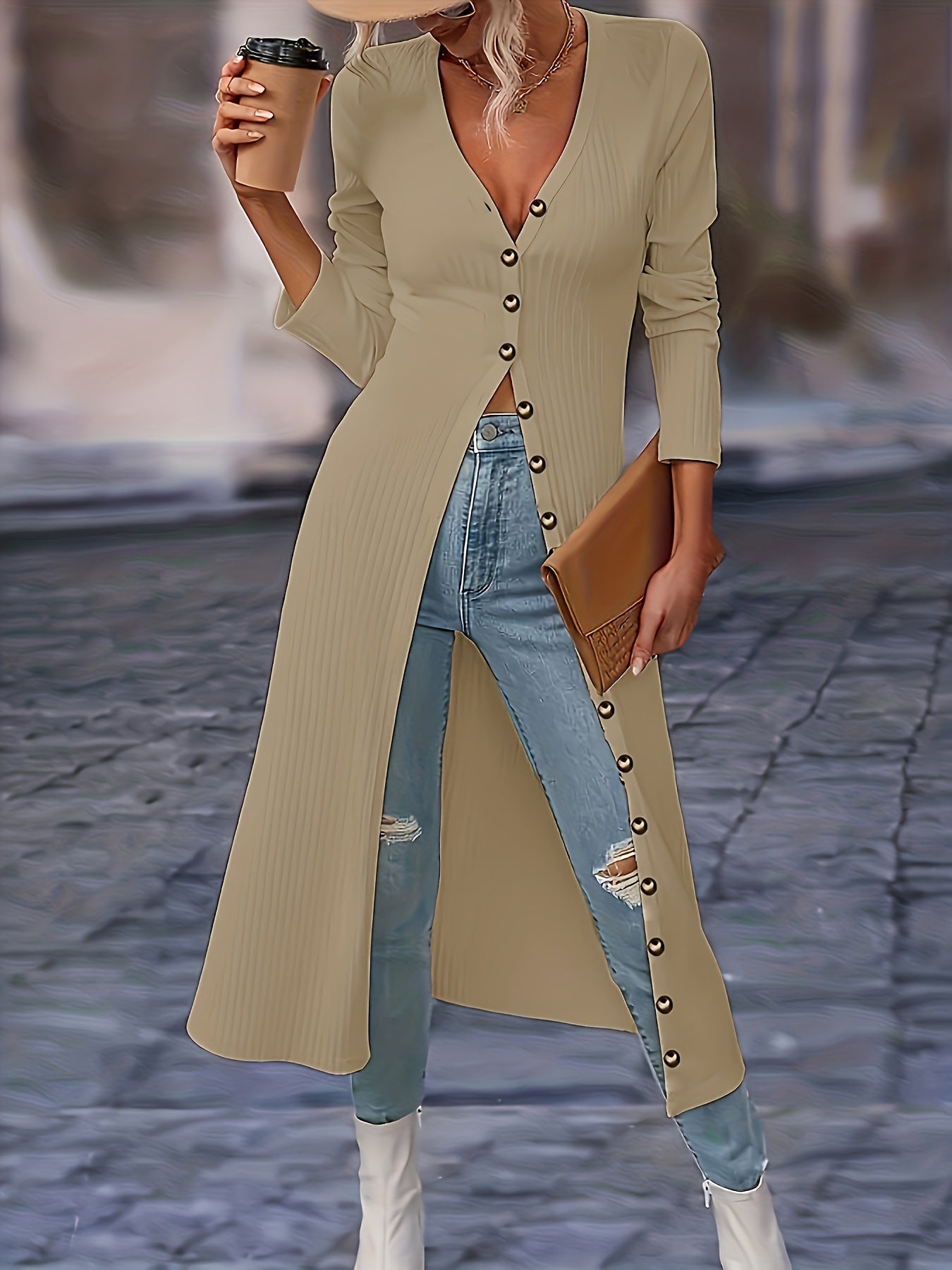 Mila – lange dames cardigan vest met knopen en V-hals