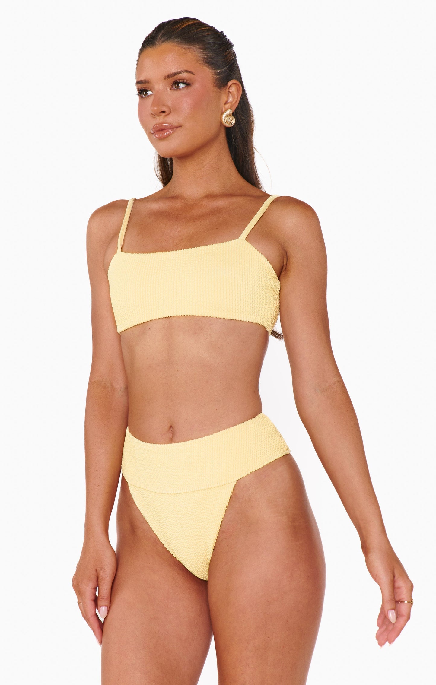 Livia – high-waist bikini set met minimalistische top