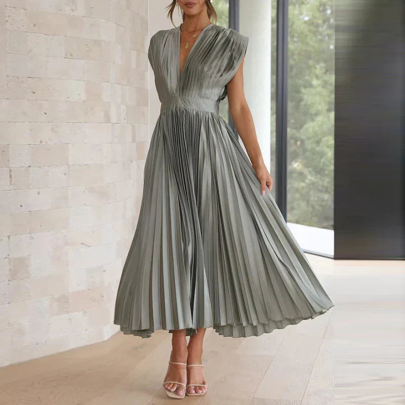 Elena – midi-jurk met plissé en V-hals in viscosemix