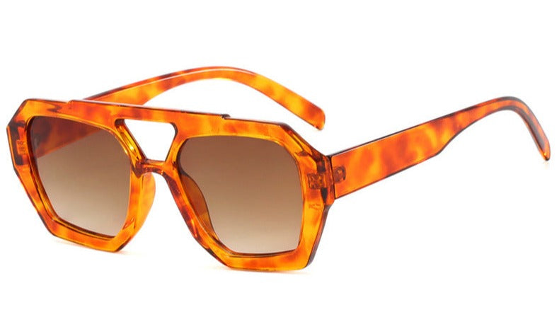 Nina – Oversized zonnebril met vierkant frame en UV-filter