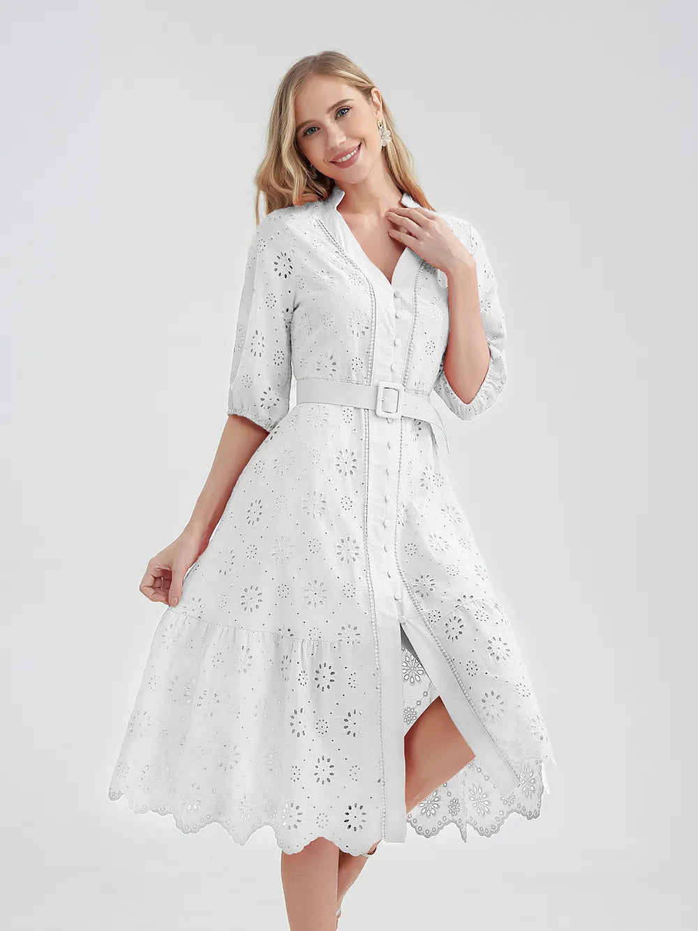 Evi – Zomer Midi Jurk met Kanten details en tailleriem