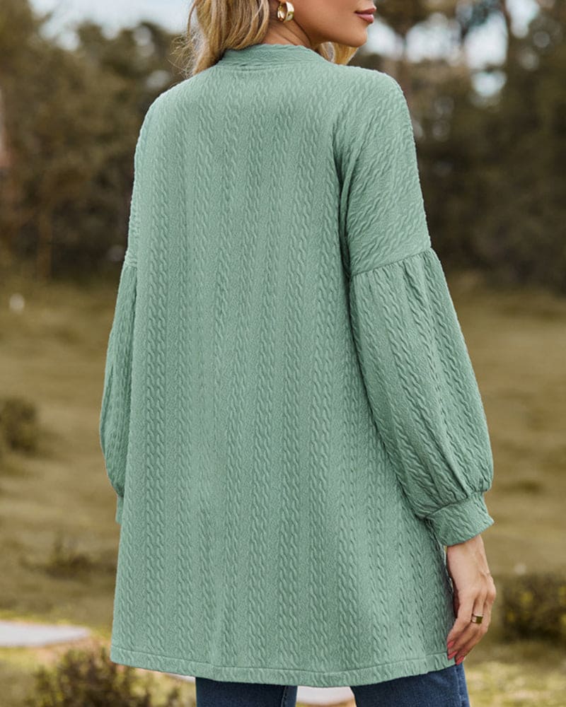 Linde – gebreide dames cardigan-vest met textuur en lanternmouwen