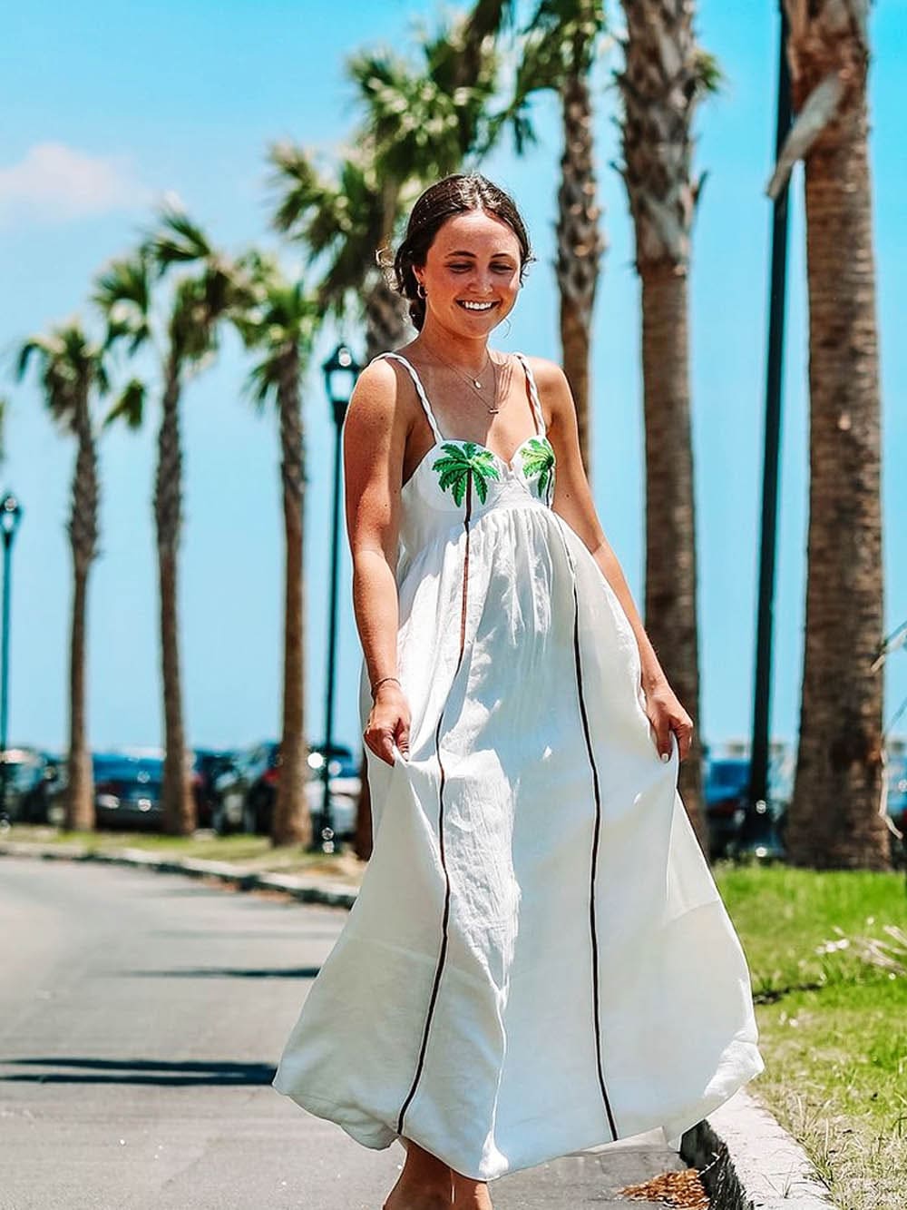Luna - Luchtige Kantoenen Zomerjurk Met Palmboomdetail