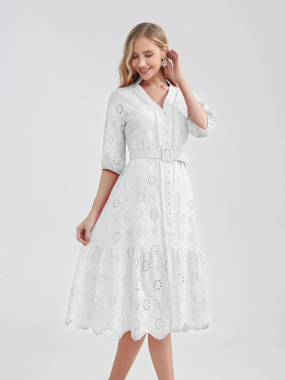 Evi – Zomer Midi Jurk met Kanten details en tailleriem
