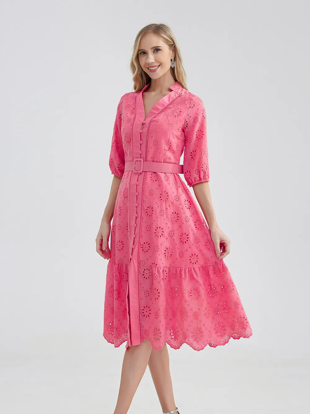 Evi – Zomer Midi Jurk met Kanten details en tailleriem