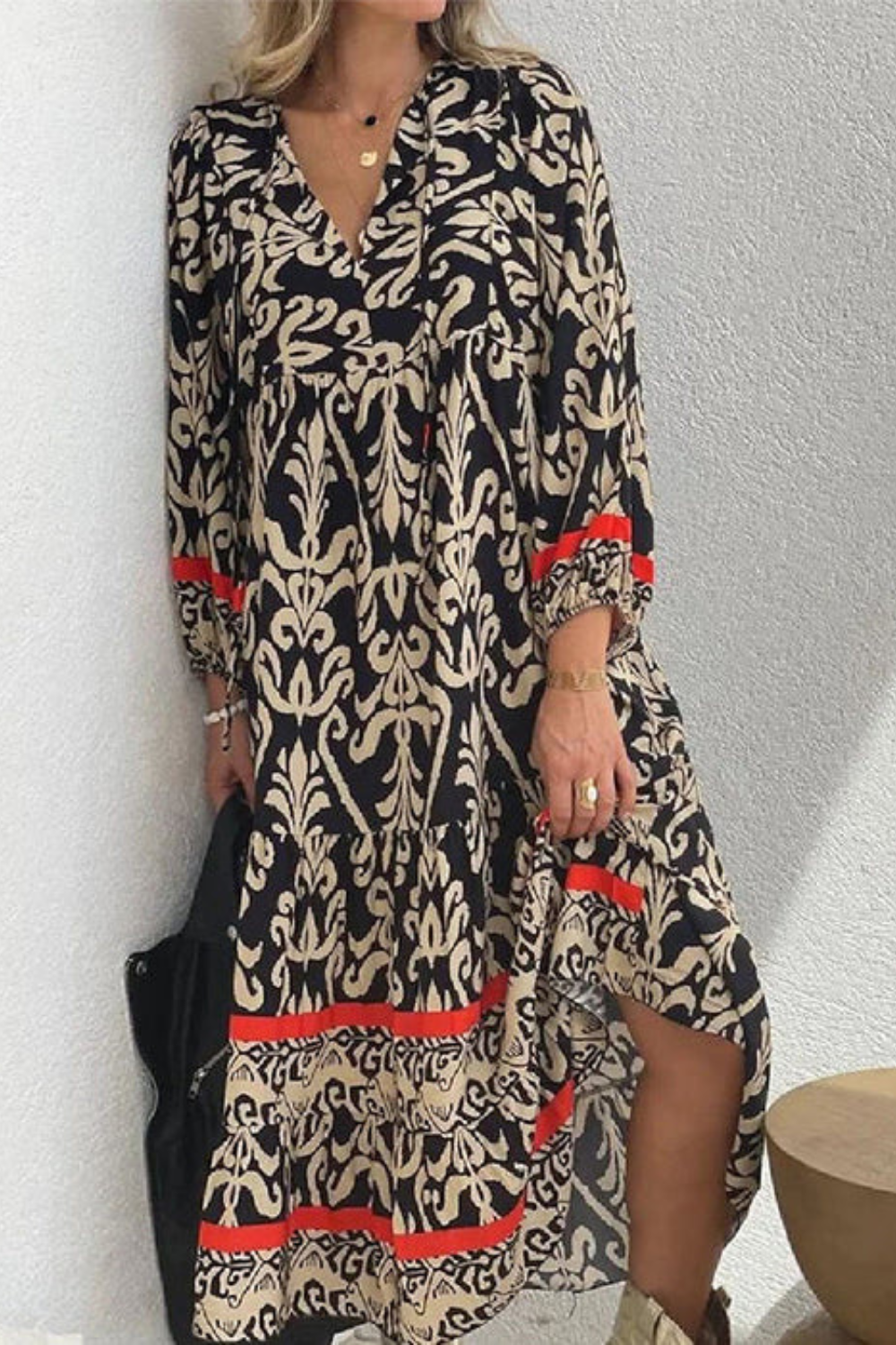 Shari – midi-jurk met lange mouwen en V-hals