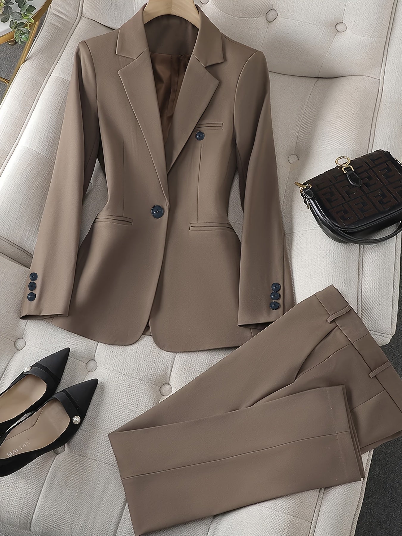 Flore – blazer set met klassieke revers en getailleerde pasvorm