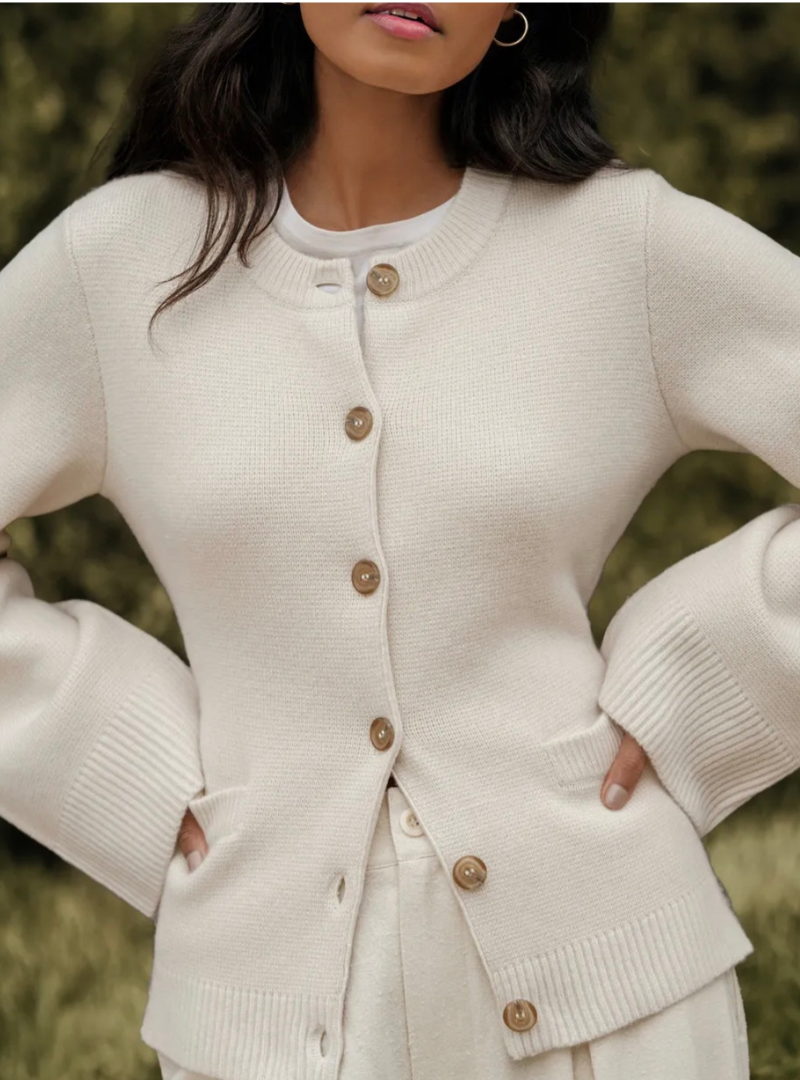 Fenna – gebreide cardigan trui met flare mouwen