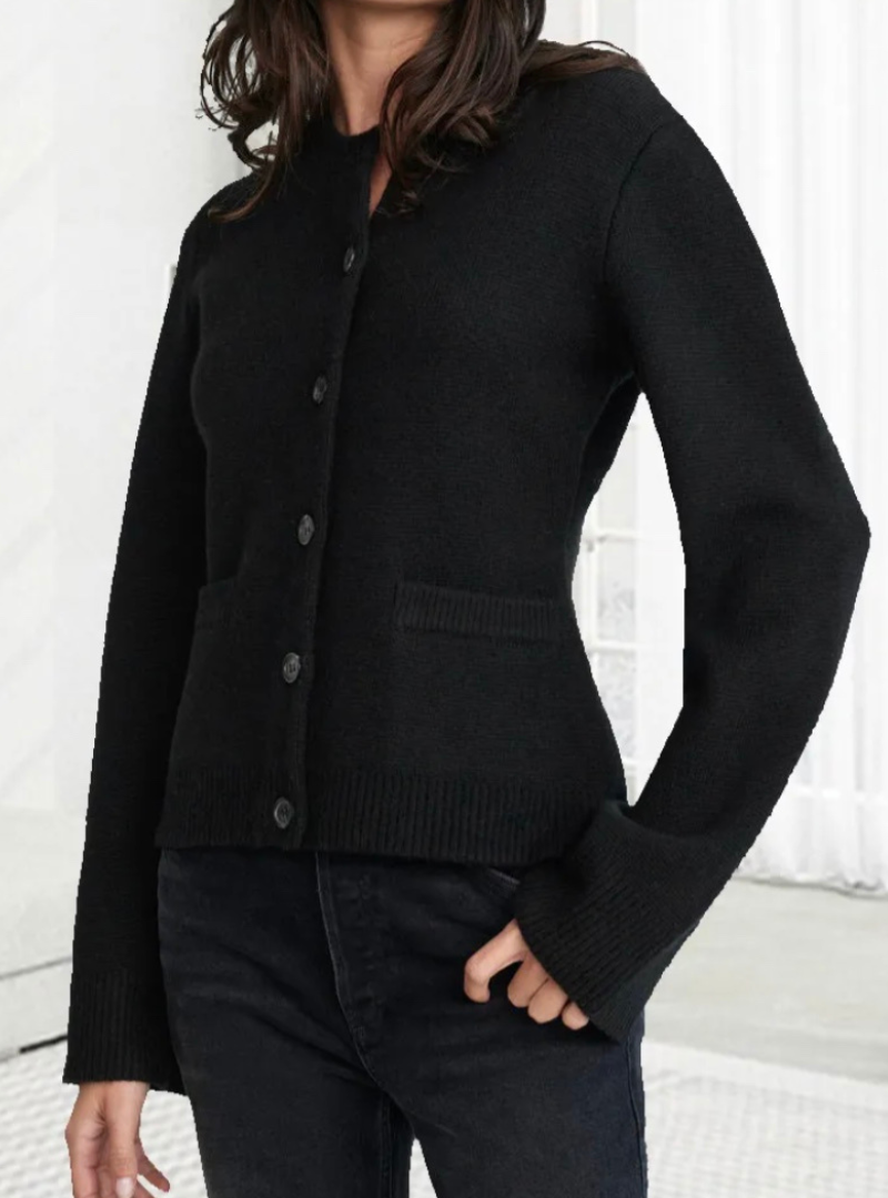 Fenna – gebreide cardigan trui met flare mouwen