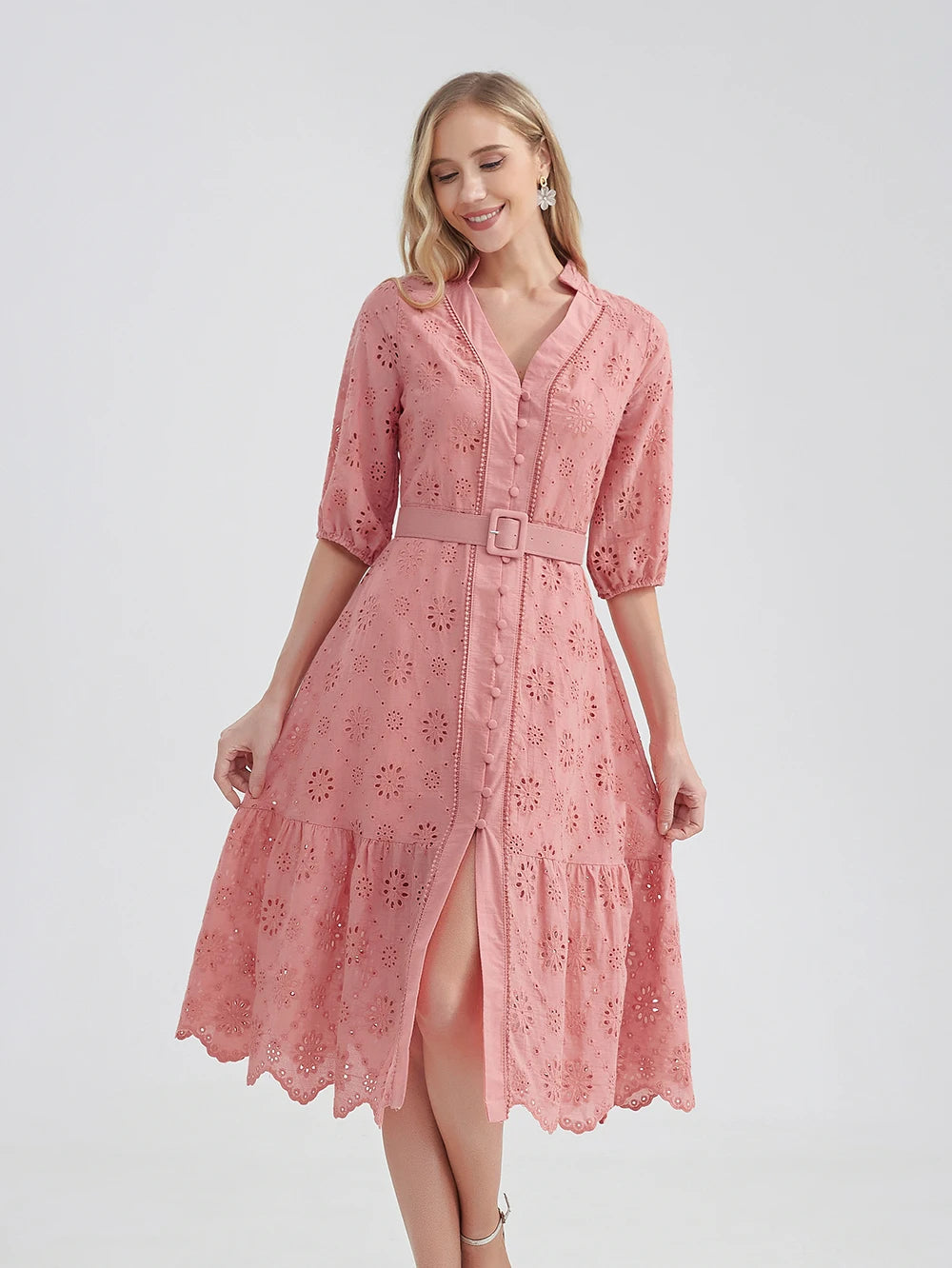 Evi – Zomer Midi Jurk met Kanten details en tailleriem