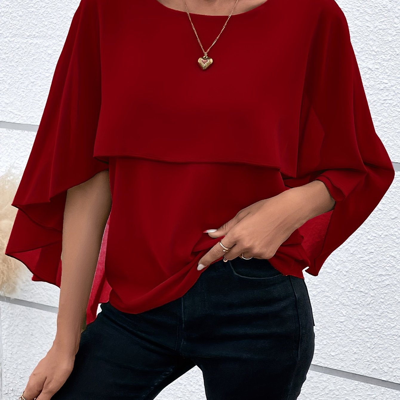 Luna – Gelaagde Crew Neck Blouse Met Cloak Mouwen