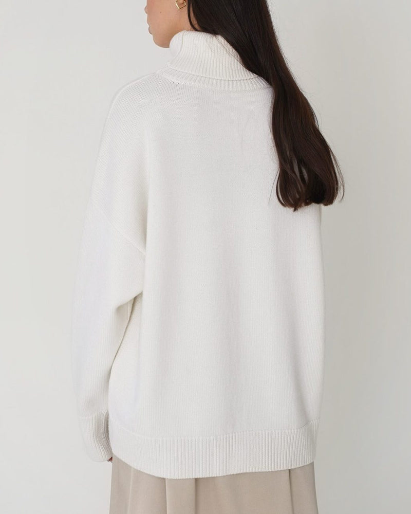 Femke – oversized cotton coltrui met lange mouwen en heuplengte