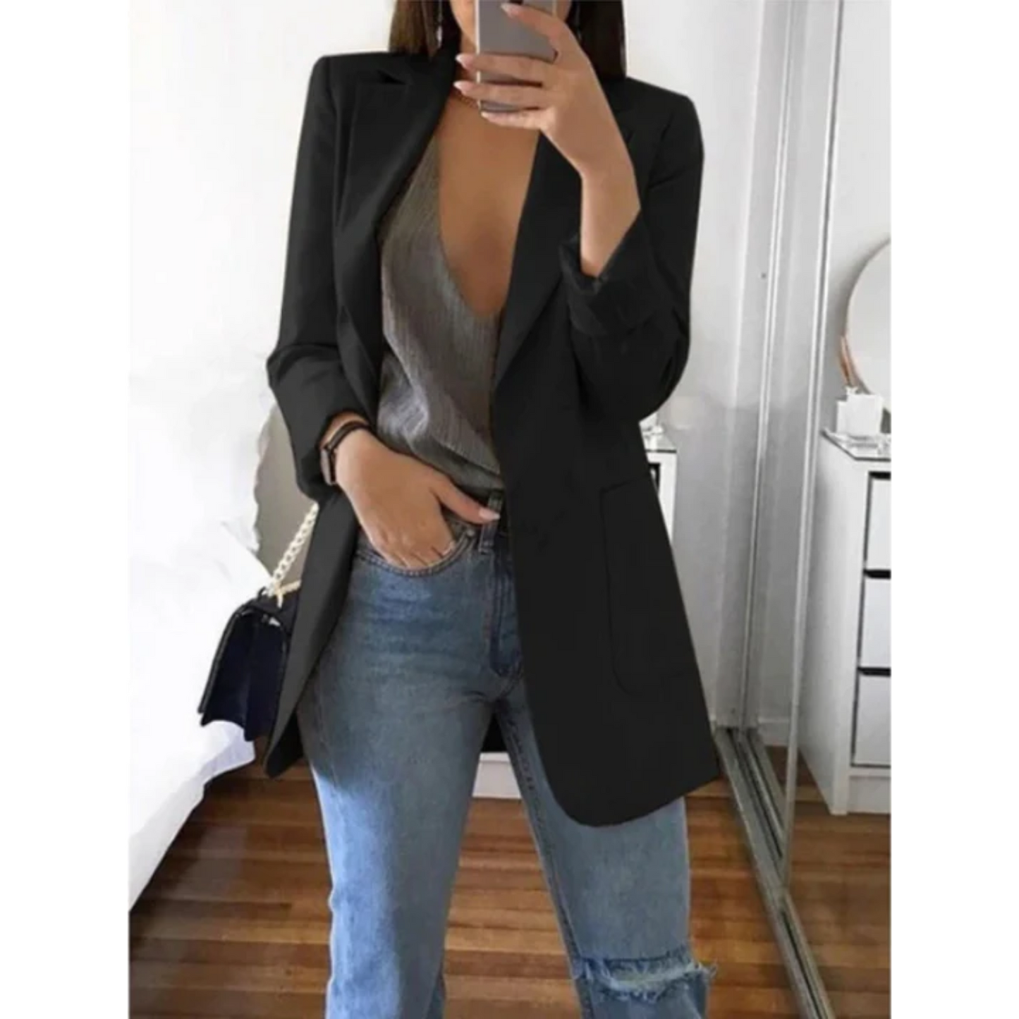 Julianne – slim-fit damesblazer met elegante belijning