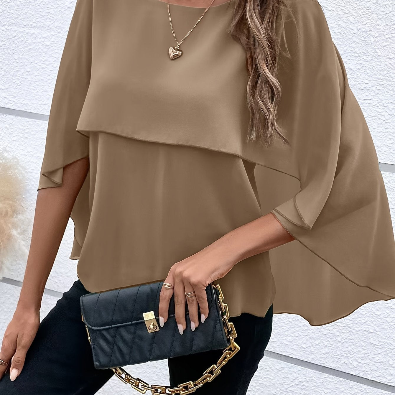 Luna – Gelaagde Crew Neck Blouse Met Cloak Mouwen