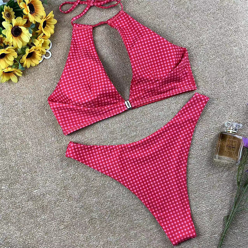 Mila – gingham bikini set met verstelbare top en high-leg slip