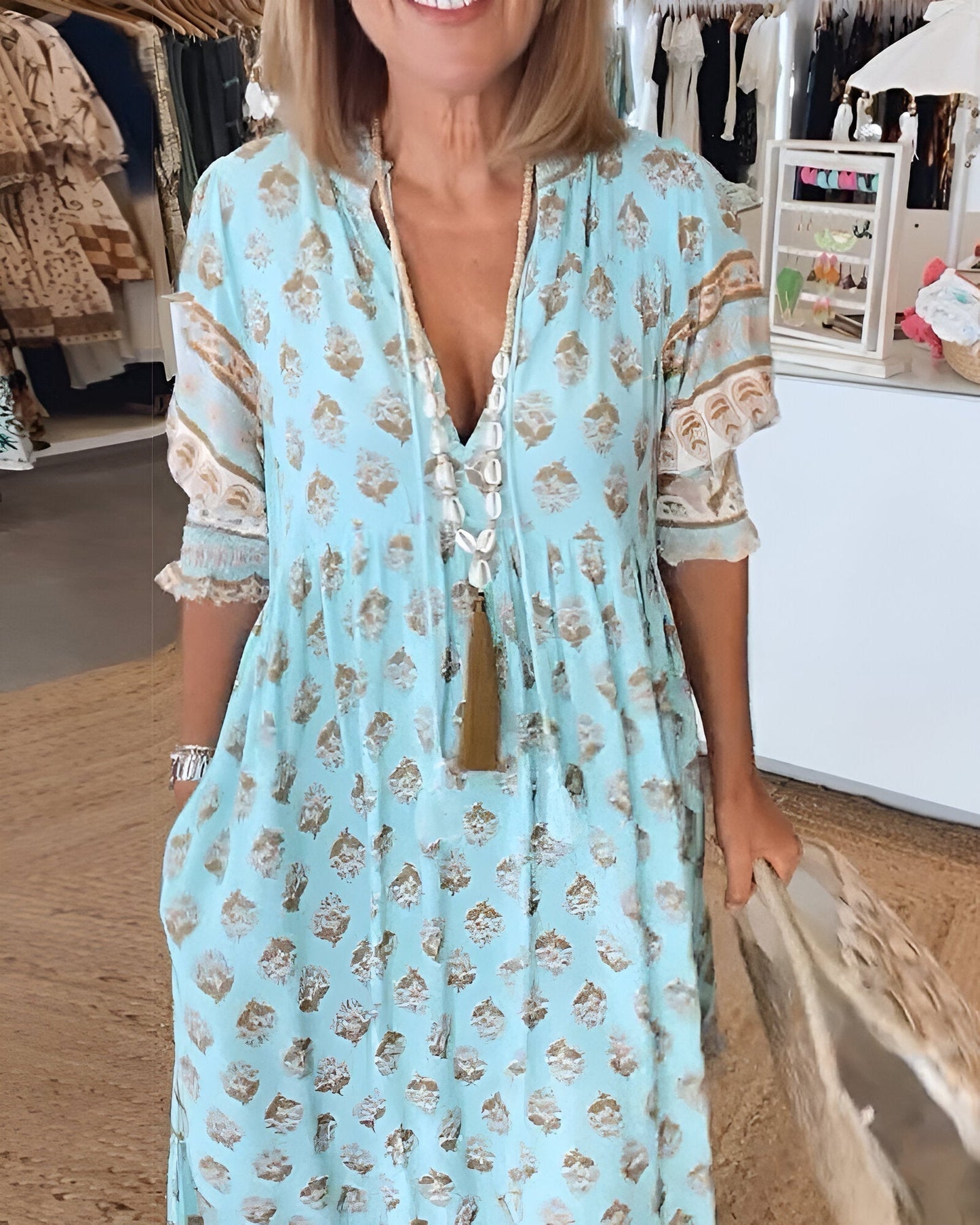 Liana – Boho maxi jurk met bloemenprint en V-hals