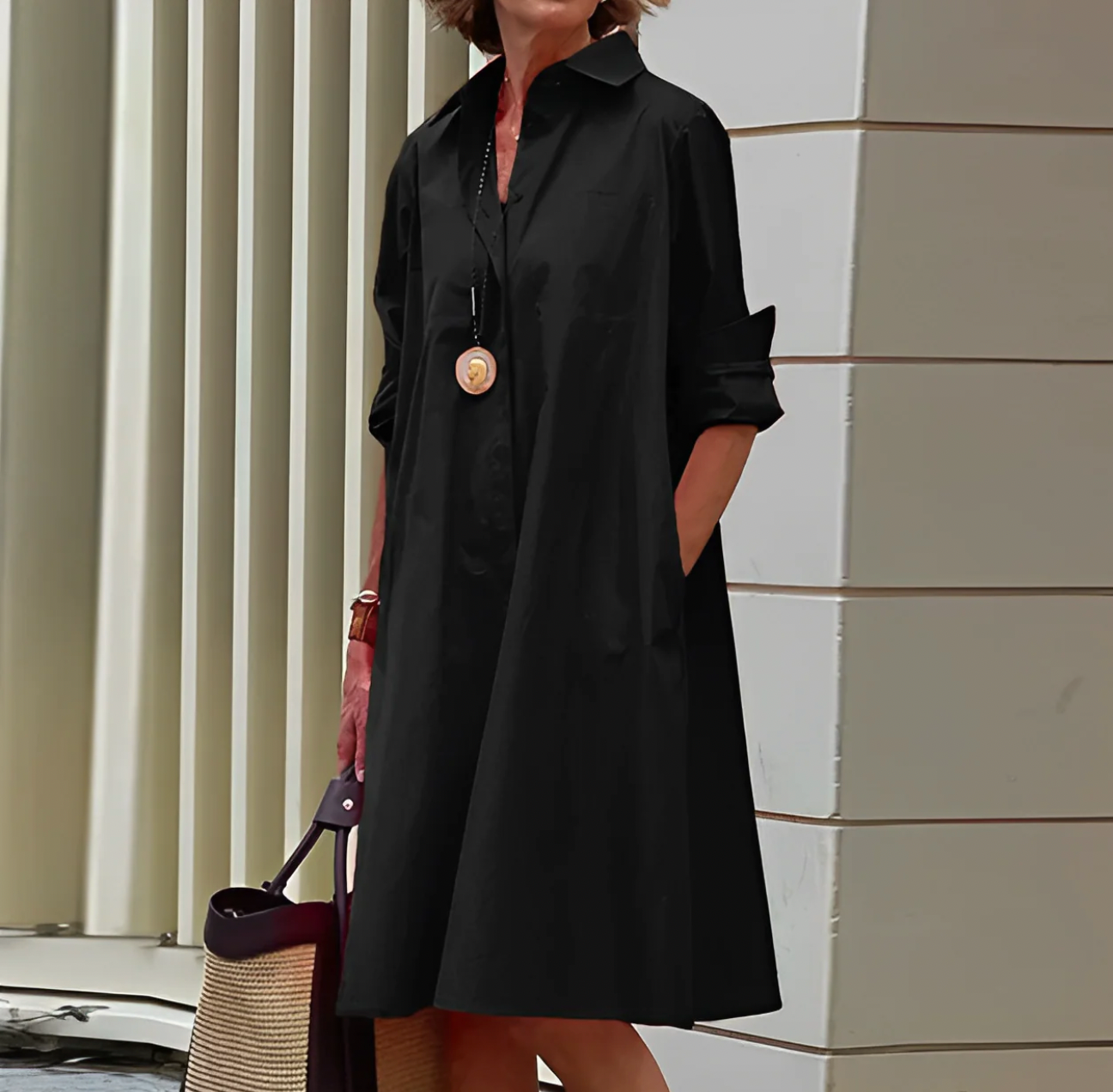 Drika Navy – polojurk met witte accenten en korte mouwen