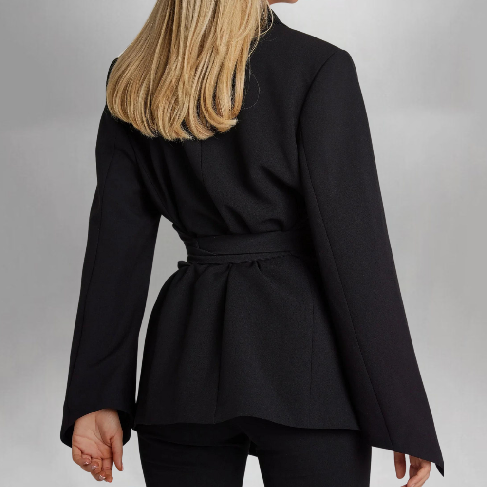 Thalia – getailleerde damesblazer met ceintuur