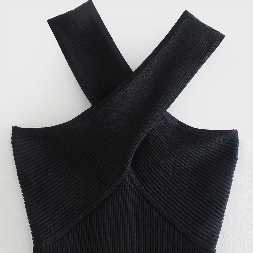 Elena – haltertop van viscose met geplooide halslijn en open rug
