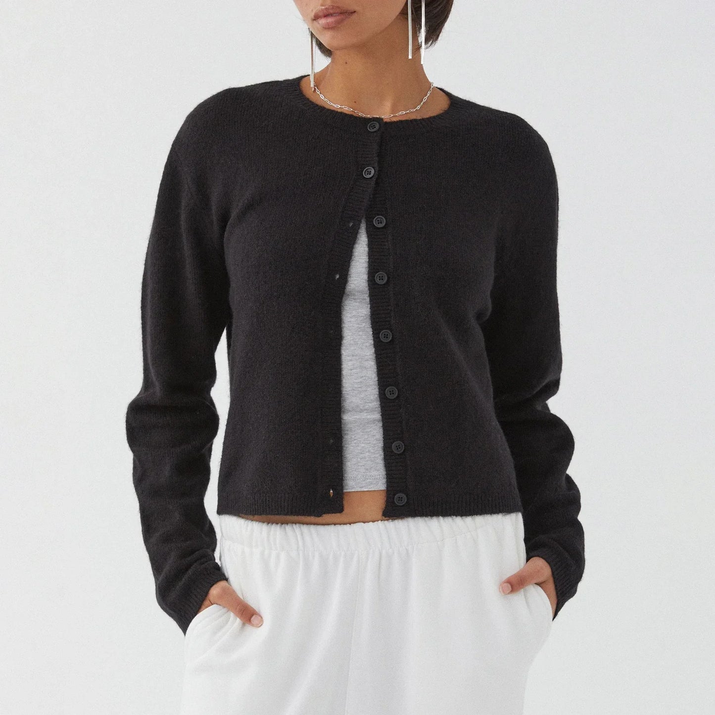 Elin – vintage cardigan vest met ronde hals en knoopsluiting