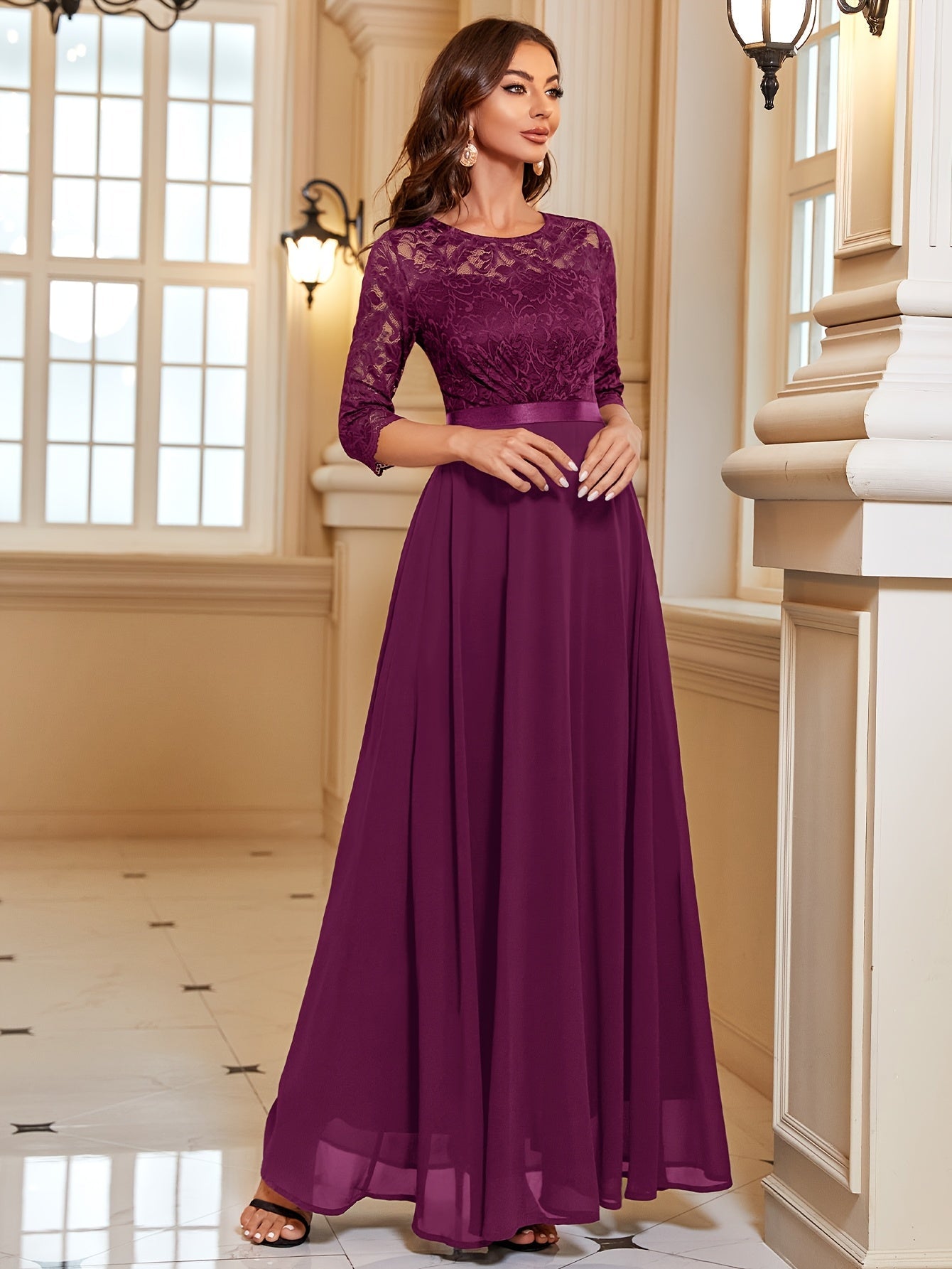 Isabelle – Chiffon Maxi-jurk Met Kanten Details En Driekwart Mouwen