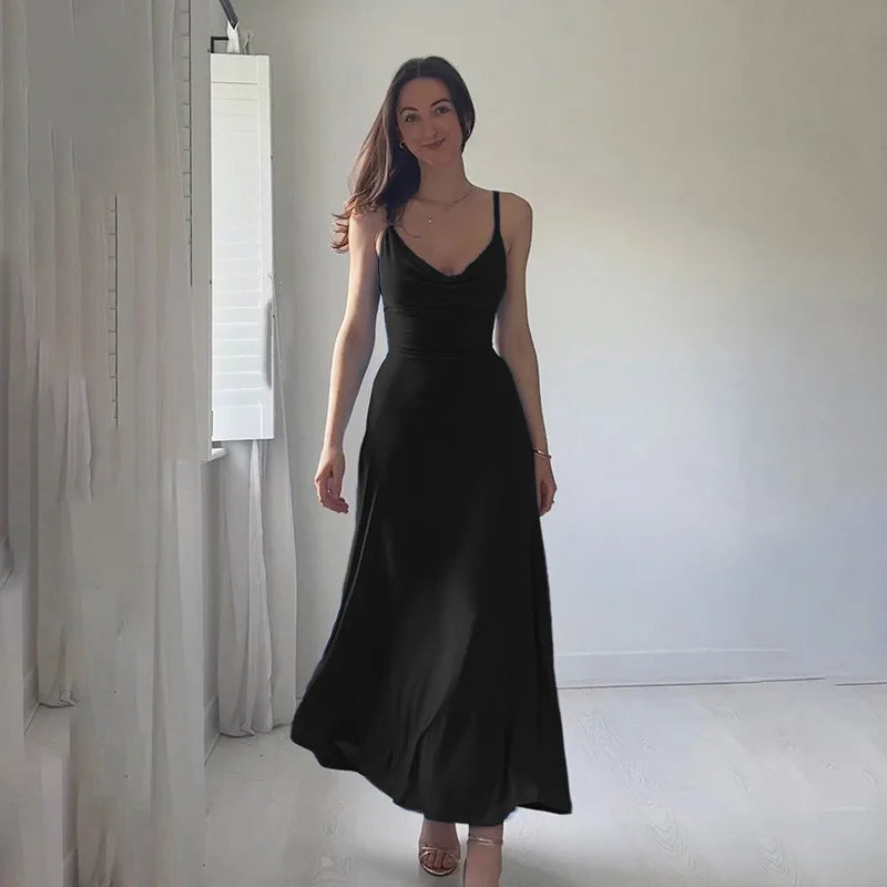 Anby – Gedrapeerde maxi-jurk van zachte stof met elegante snit