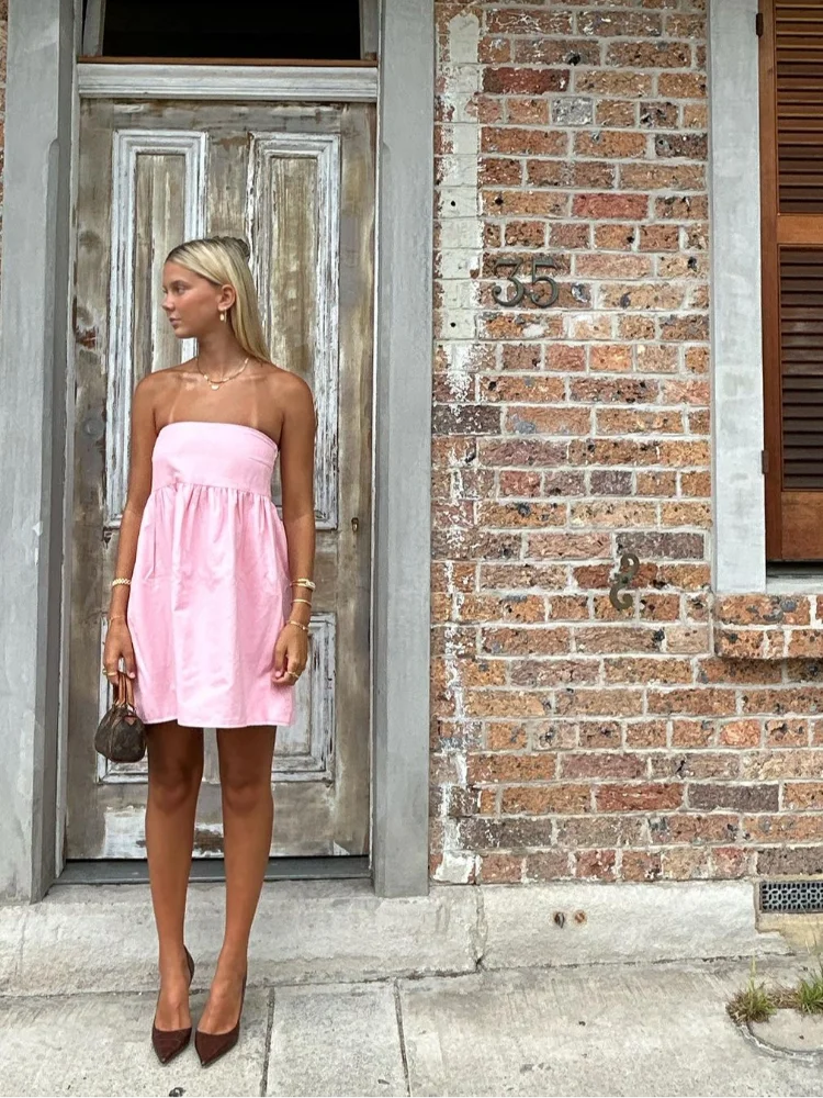 Fay – Mouwloze zomer mini-jurk met uitlopende rok
