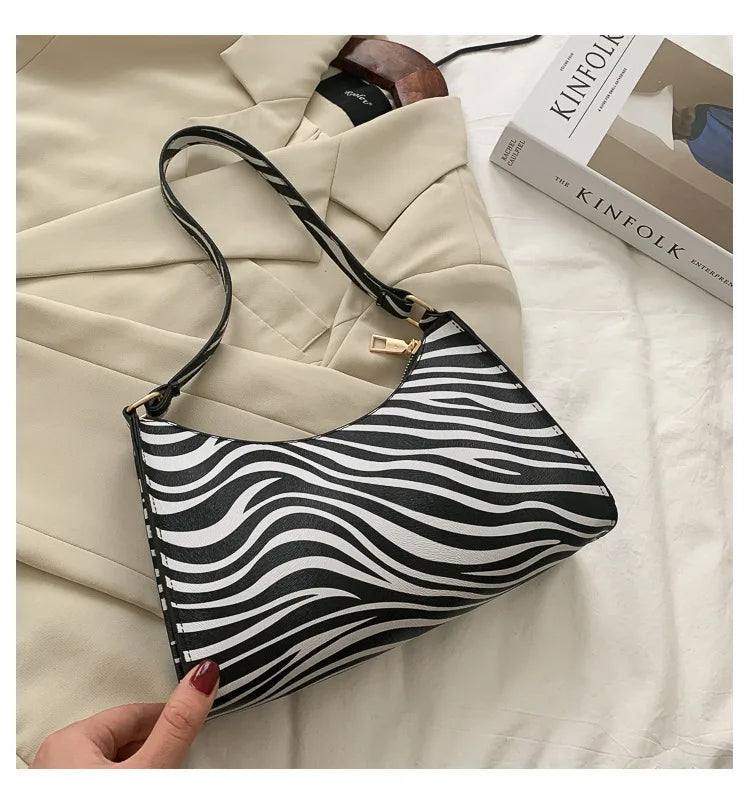 Zara – handtas van pu leer met zebraprint