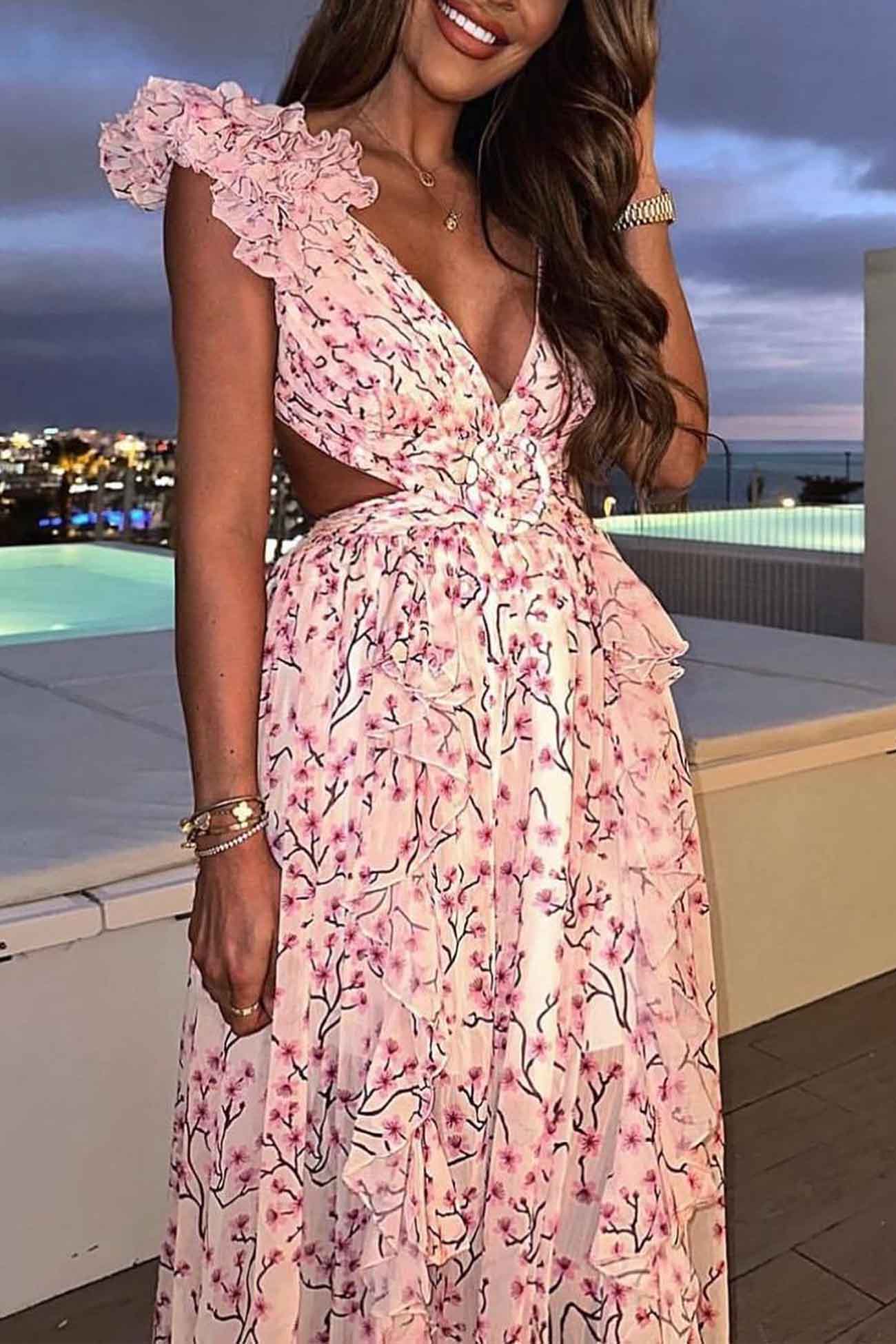 Elena – Bloemen V-hals maxi-jurk met ruffle mouwen en hoge split
