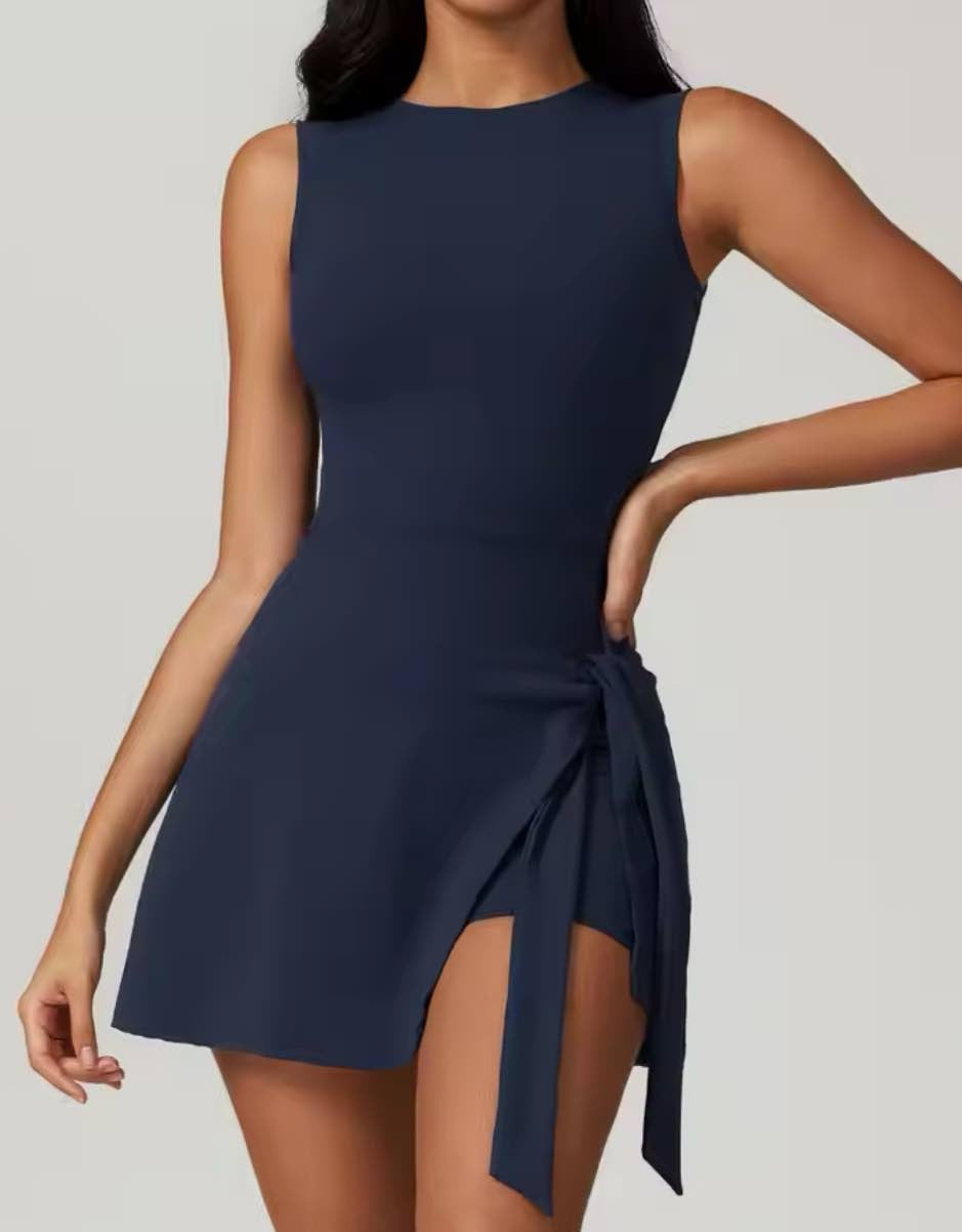 Elena – Mouwloze stretchjurk met tailleband