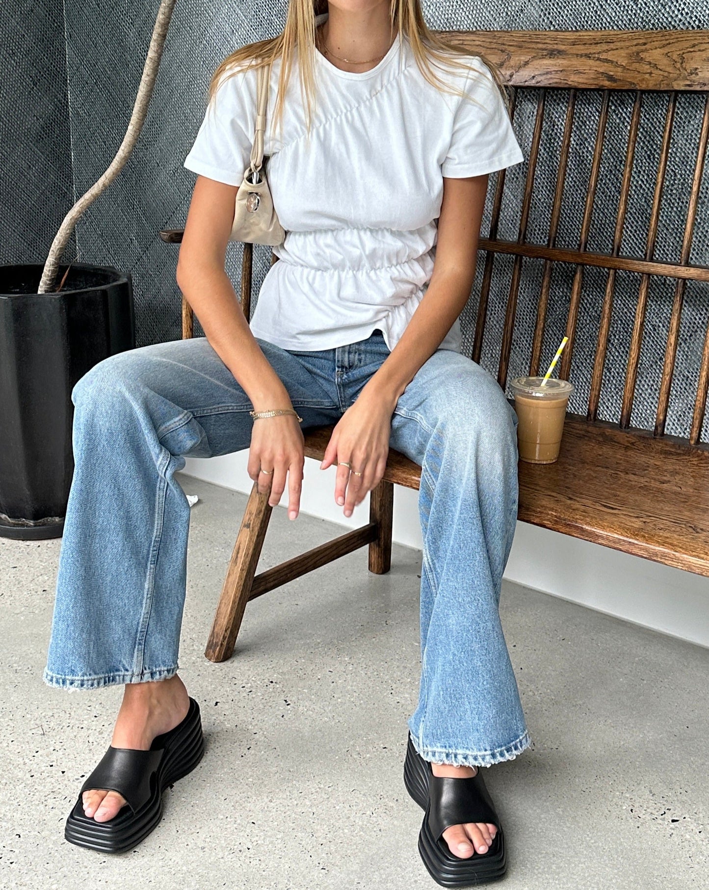 Sydney - Katoenen dames T-shirt met scrunch-details