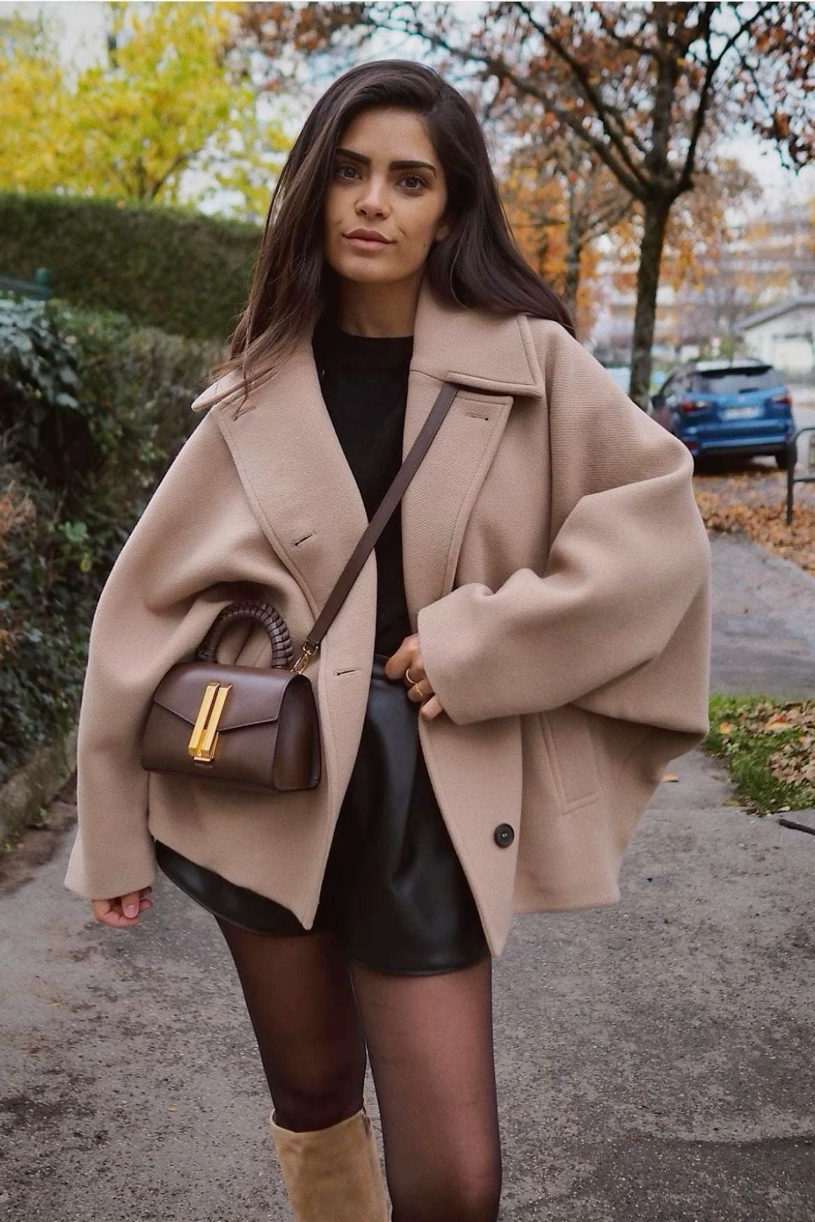 Olive - Oversized Beige Wollen Cropped Trenchcoat