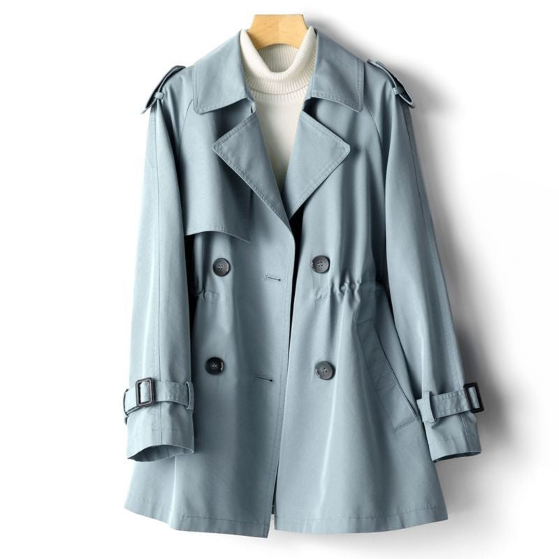 Sonja – khaki trenchcoat met reverskraag en getailleerde snit