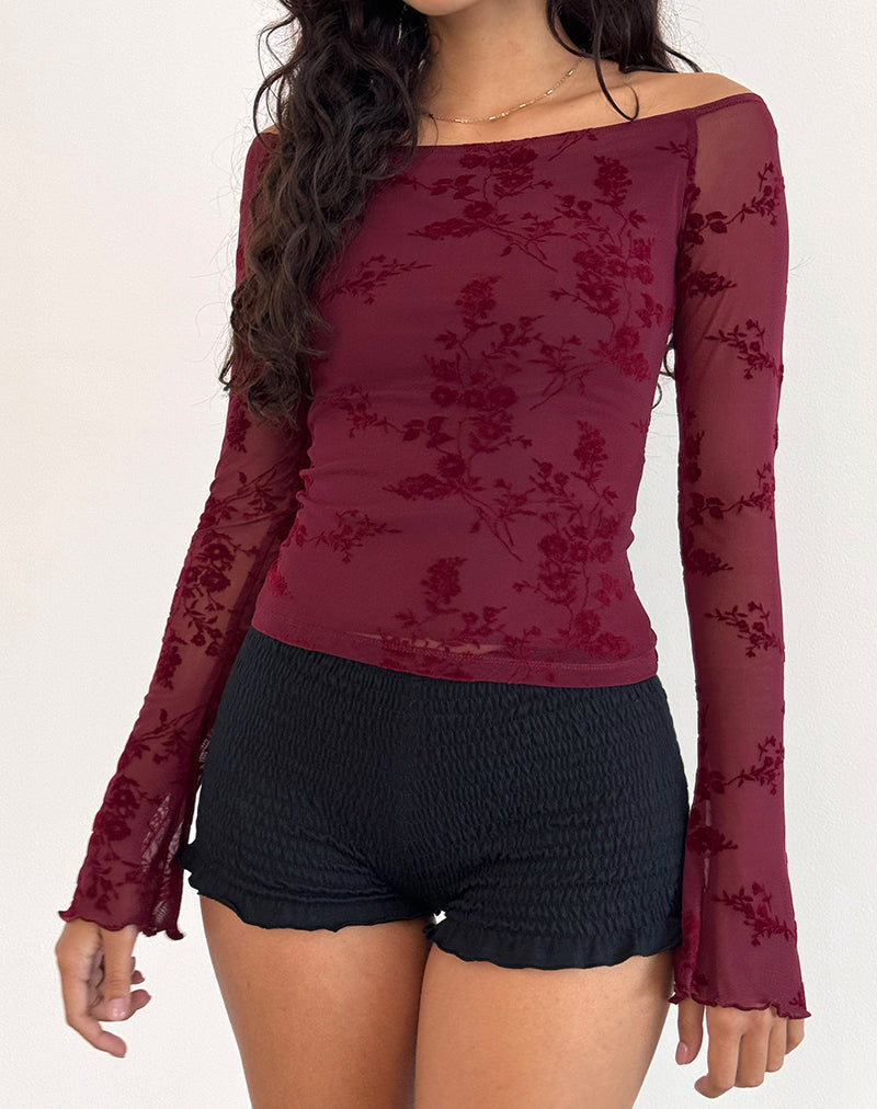 Alina – Mesh top met bloemenmotief lange mouwen en scoop halslijn