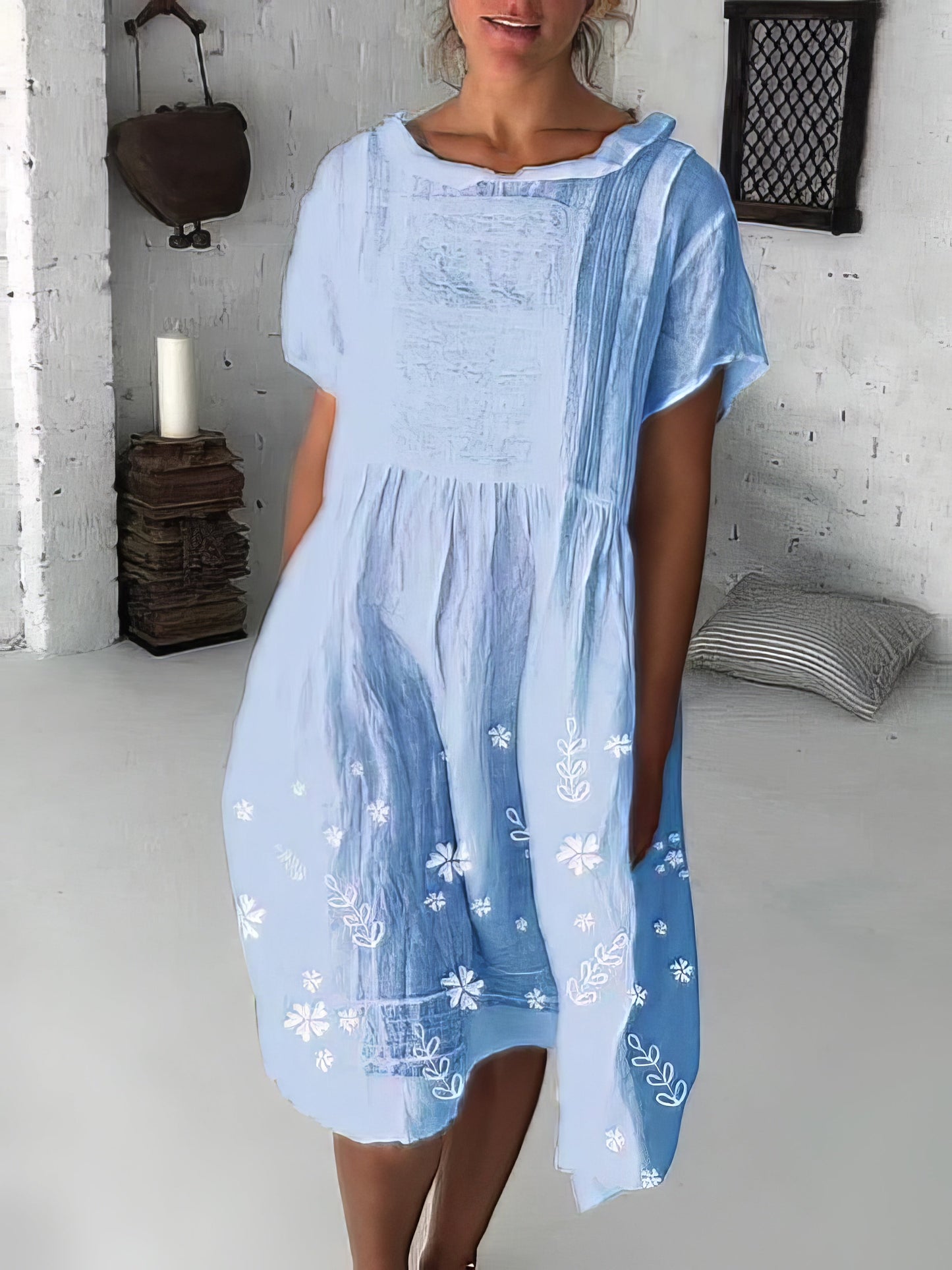 Lily – Relaxed fit jurk met bloemendessin en comfortabele pasvorm