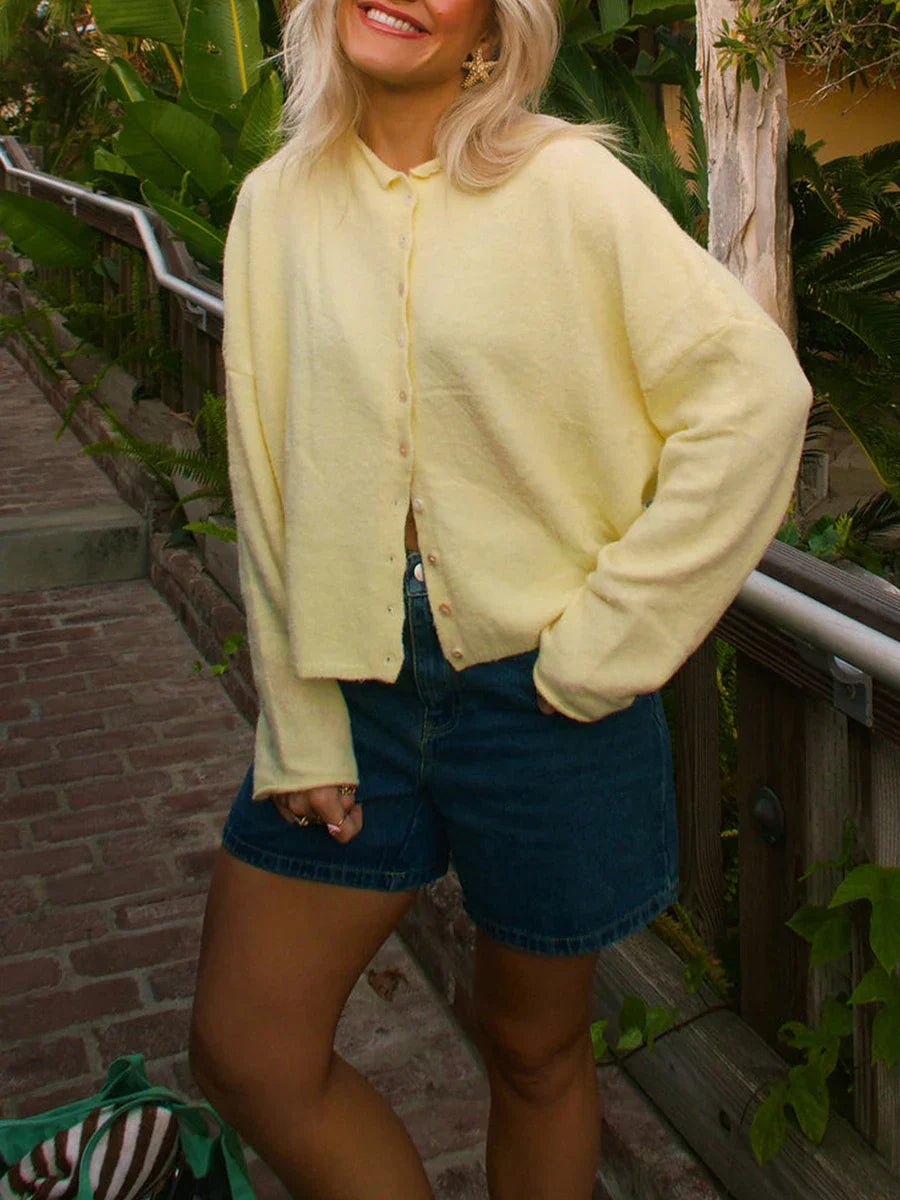 Lena – pluizige cardigan vest met knoopsluiting en lange mouwen