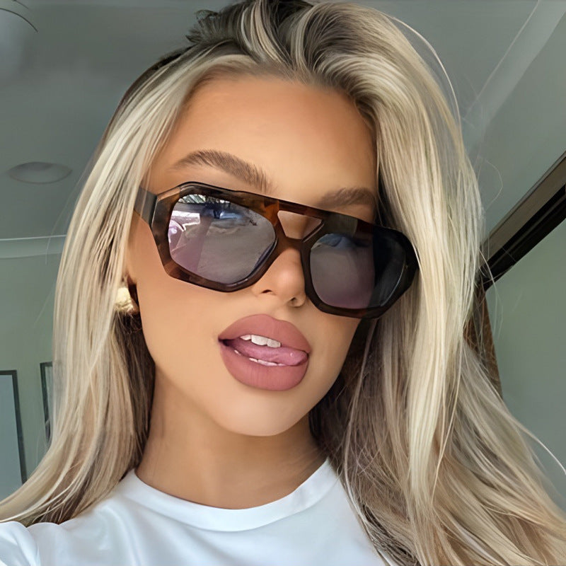 Nina – Oversized zonnebril met vierkant frame en UV-filter