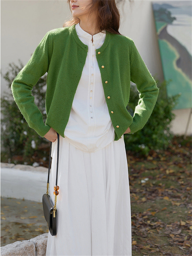 Claire – retro cardigan vest met gouden knopen en klassieke snit