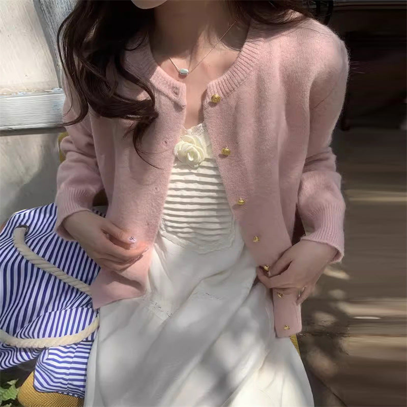 Claire – retro cardigan vest met gouden knopen en klassieke snit