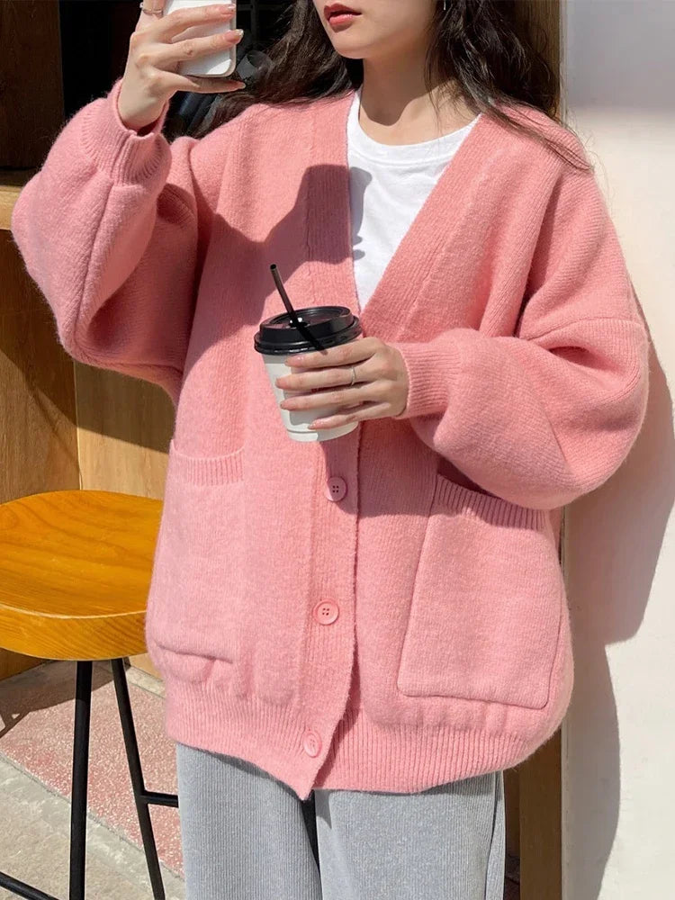 Tess – oversized cardigan met diepe V-hals