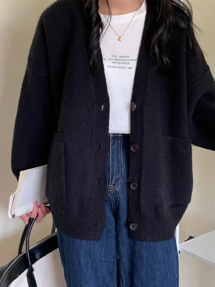 Tess – oversized cardigan met diepe V-hals