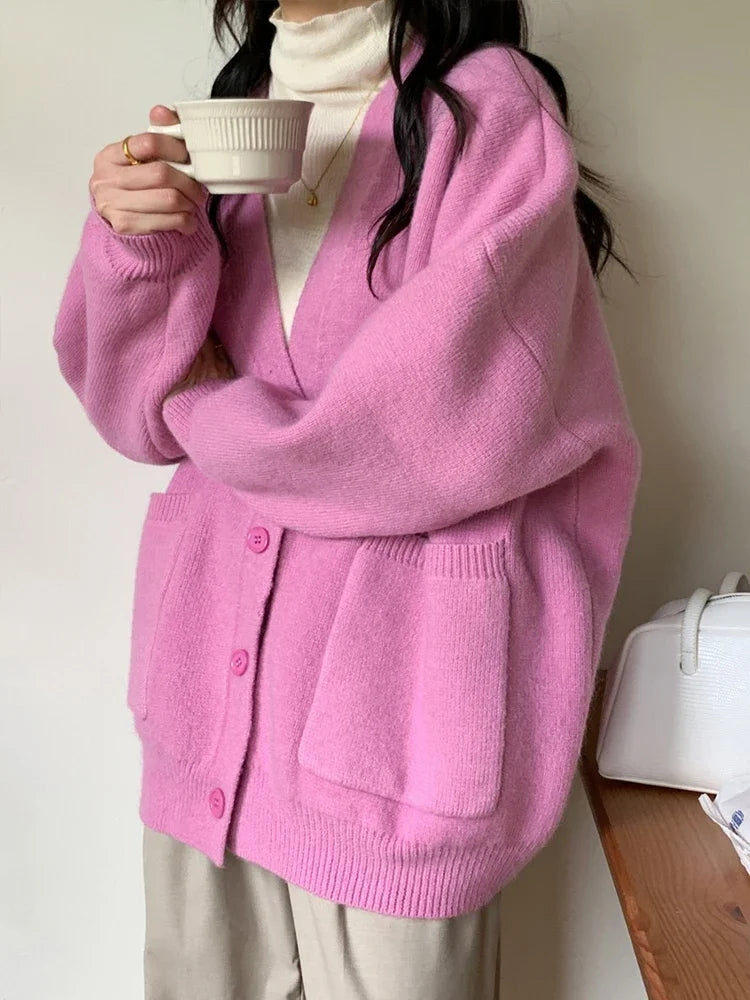 Tess – oversized cardigan met diepe V-hals