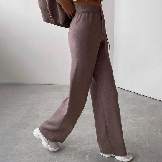Hallie – gebreide sweater set met col en relaxte pasvorm