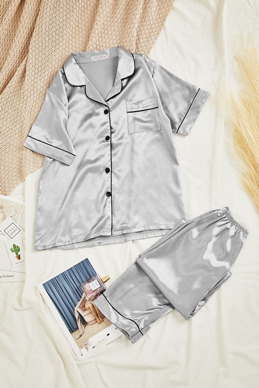 Jade – pyjamaset met V-hals en elastische taille